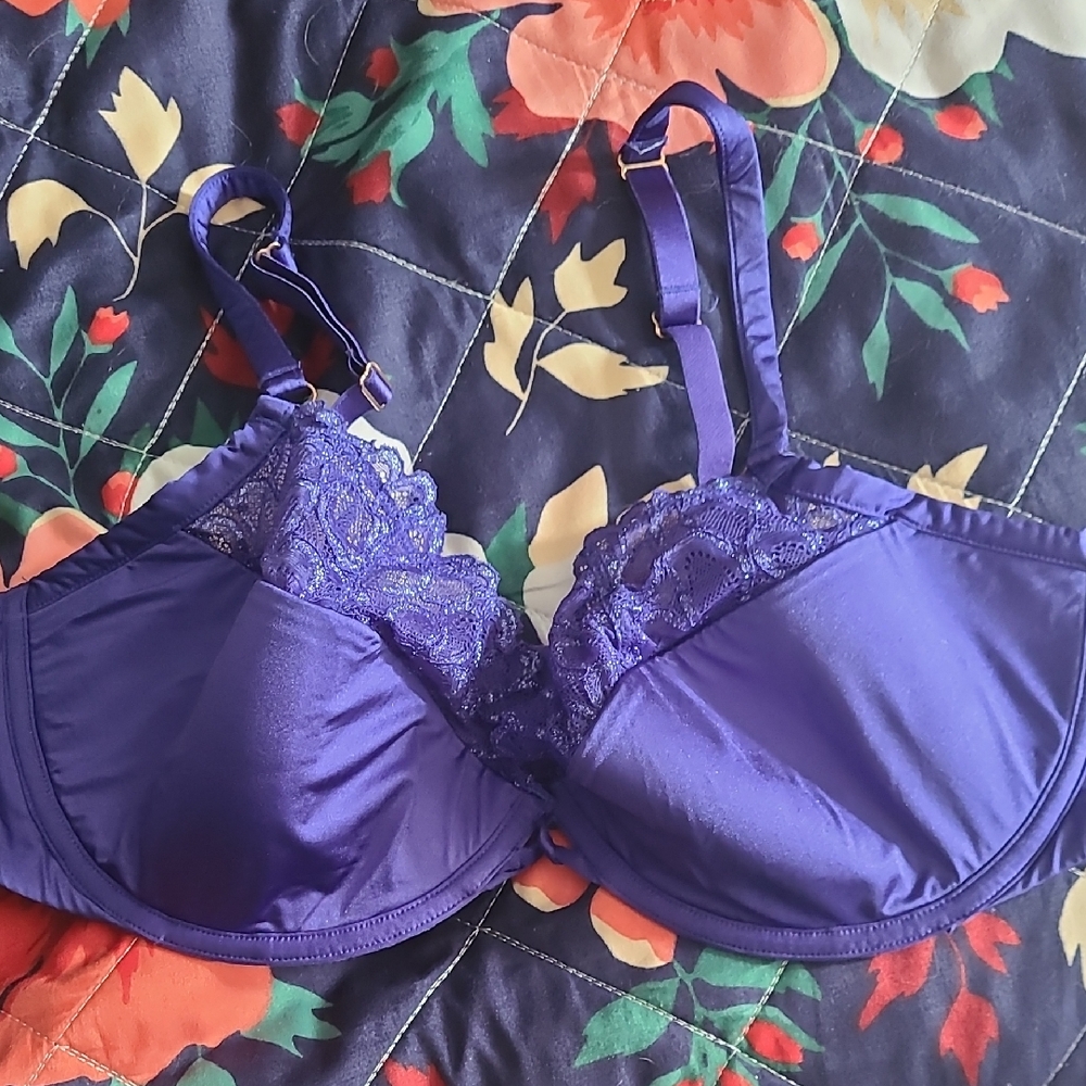 Savage X Fenty Vibrant Purple Lace Bra